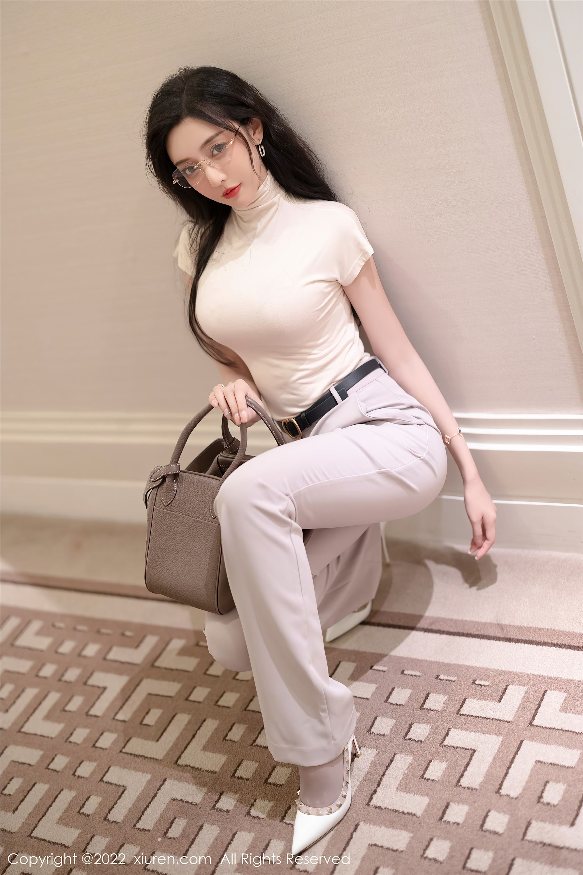 Xiuren秀人网 2022.05.16 NO.5015 王馨瑶yanni